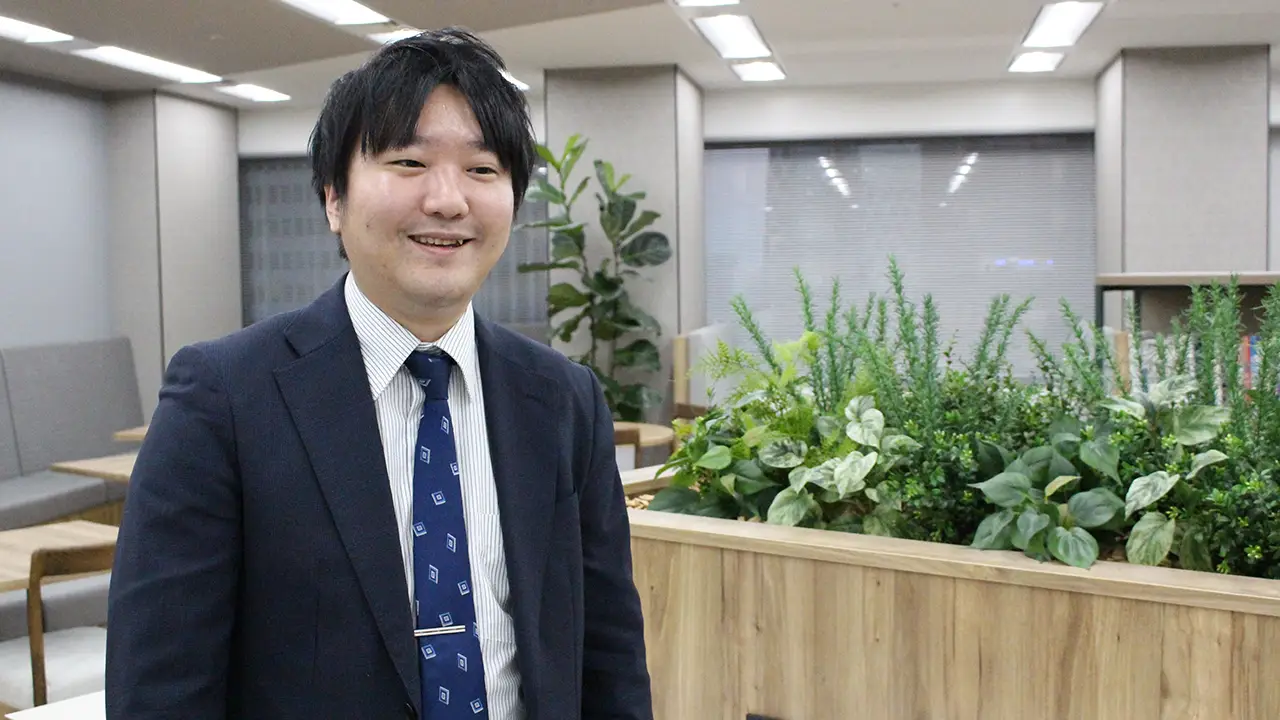 社員インタビュー（営業/2023年入社）